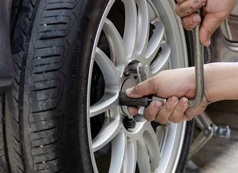 Locking Wheel Nut Removal